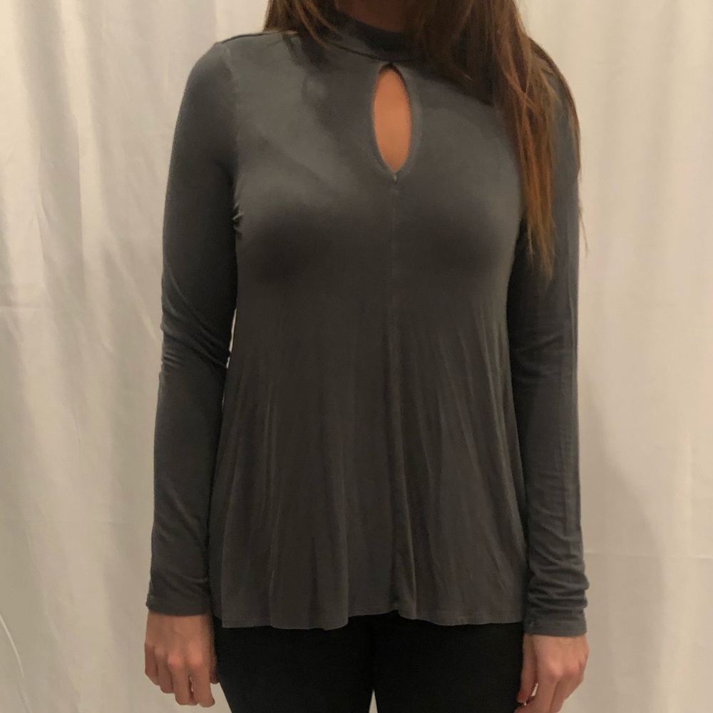 Dark grey, medium, American eagle long sleeve top